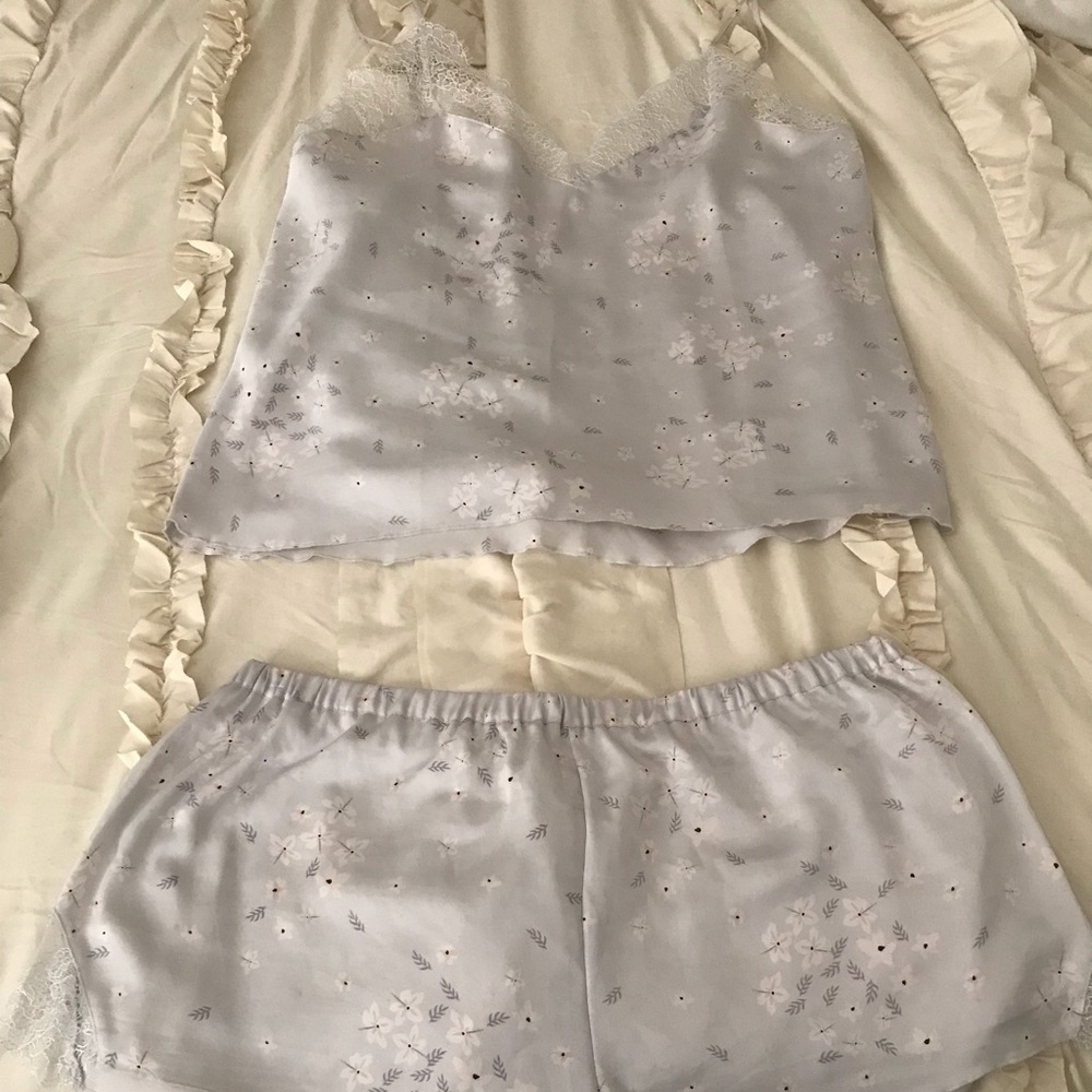 Victoria Secret 2 piece pajama set